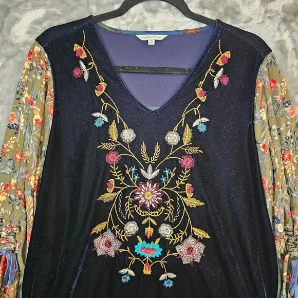 John Mark Top Womens M Blue Embroidered Tunic Floral Mixed Media Boho Hippie - Picture 3 of 10